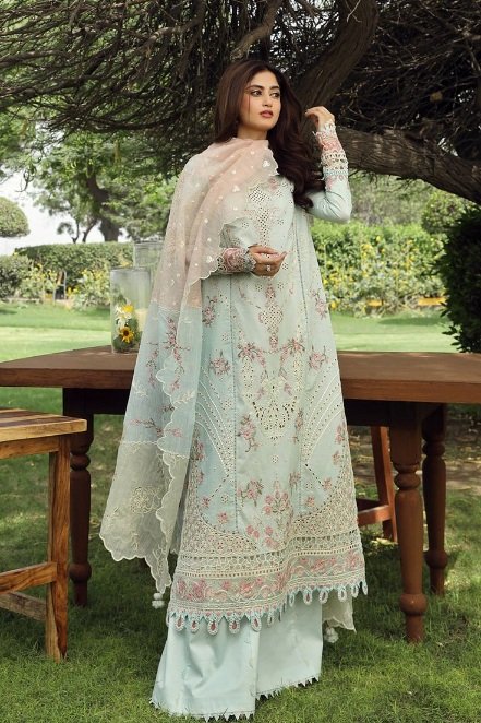Styles-on women collection